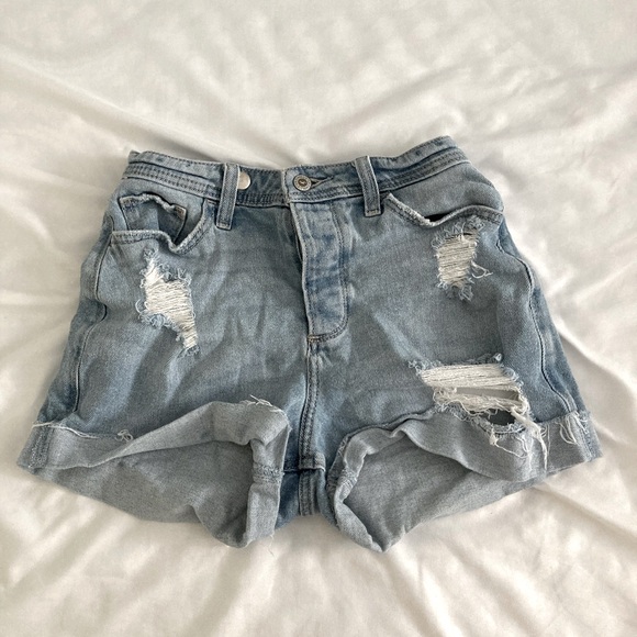 Hollister Jean Shorts - Picture 1 of 4